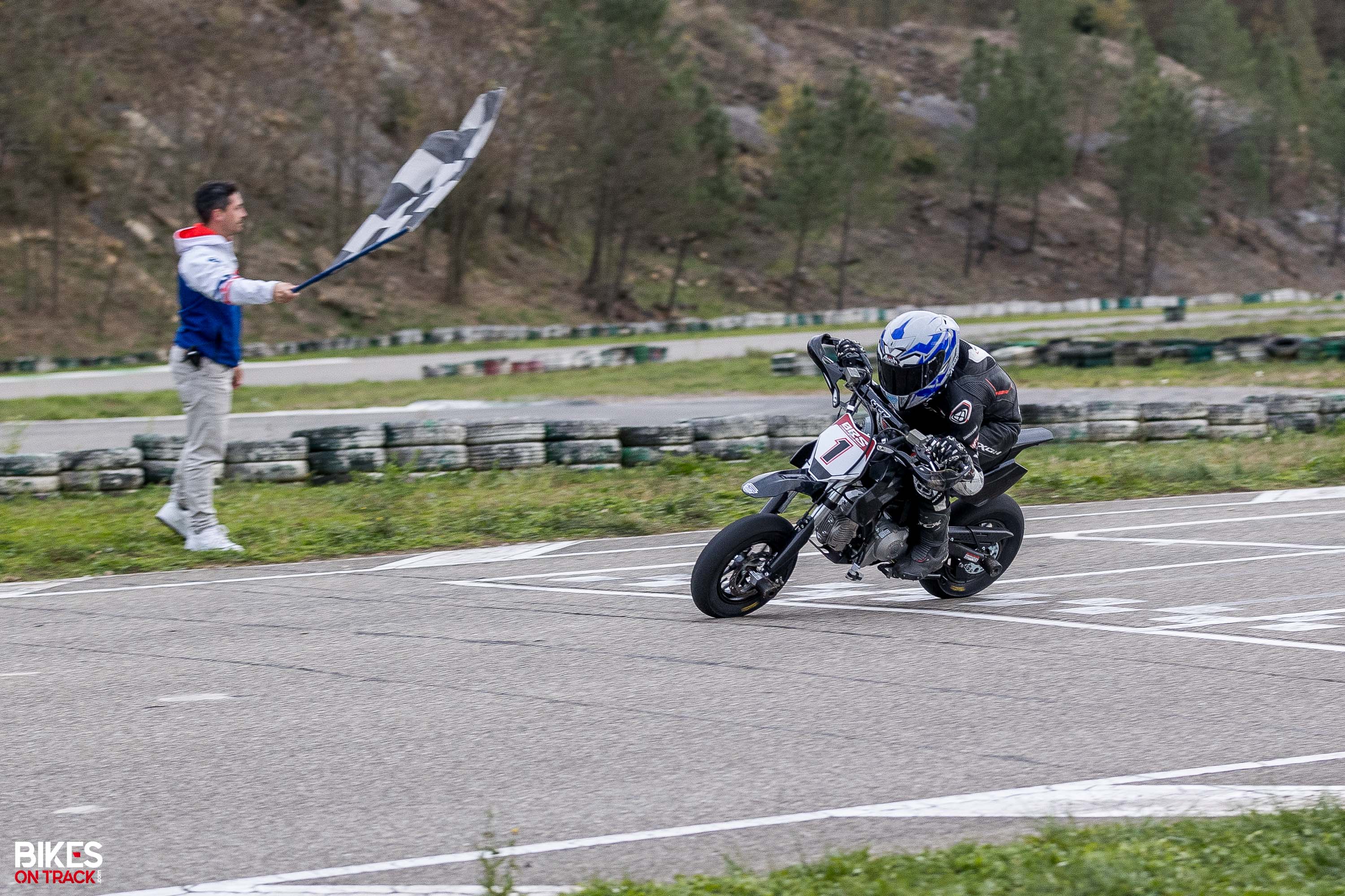 Action de sensibilisation des jeunes motards - FMF Saône-et-Loire (7)